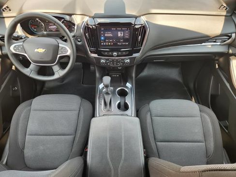 Used 2023 Chevrolet Traverse LT FWD image 26
