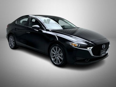 Used 2025 MAZDA MAZDA3 s FWD image 3