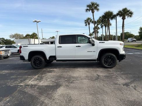New 2026 Chevrolet Silverado 2500 LTZ w/ LTZ Plus Package AWD/4WD image 18