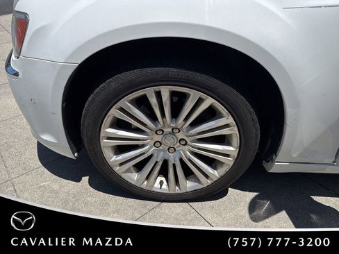Used 2011 Chrysler 300 C w/ Sound Group RWD image 20