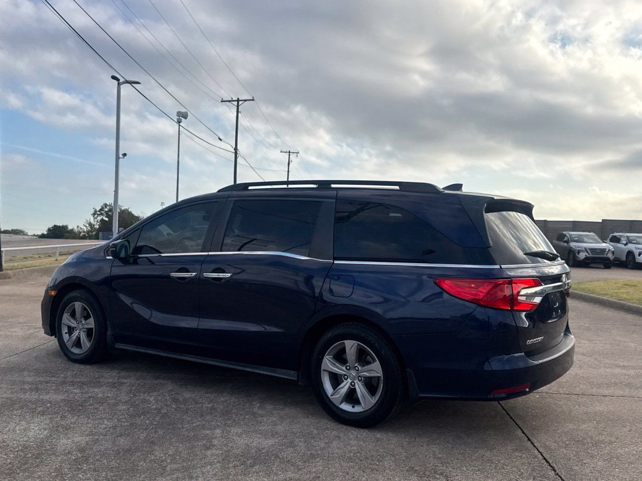 Used 2018 Honda Odyssey EX-L image 17