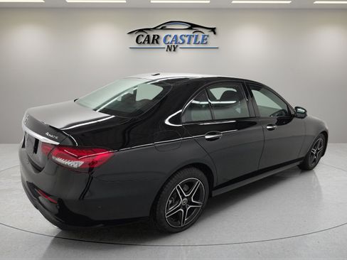 Used 2021 Mercedes-Benz E 350 4MATIC Sedan w/ Premium Package image 4