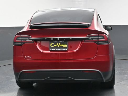 Used 2024 Tesla Model X image 3