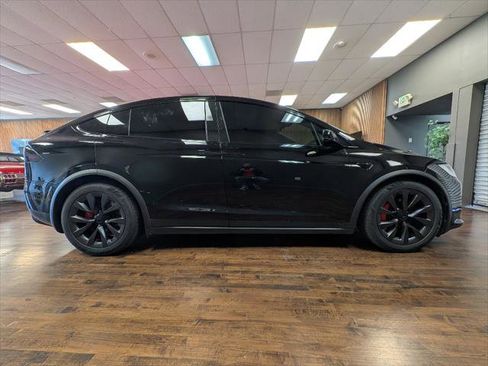 Used 2023 Tesla Model X Plaid image 26