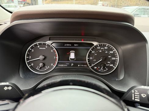 Used 2023 Nissan Rogue SV w/ SV Premium B Package image 17