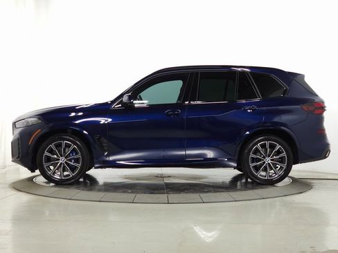 Used 2024 BMW X5 xDrive40i w/ M Sport Package image 4