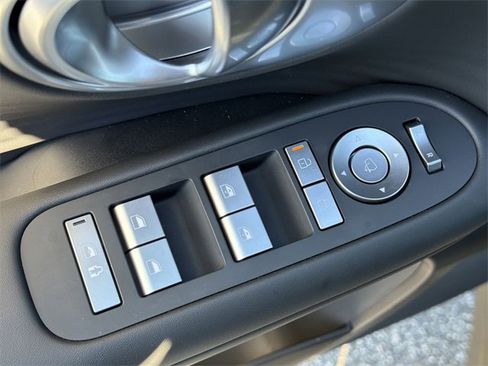 New 2026 Hyundai Ioniq 9 SEL image 25