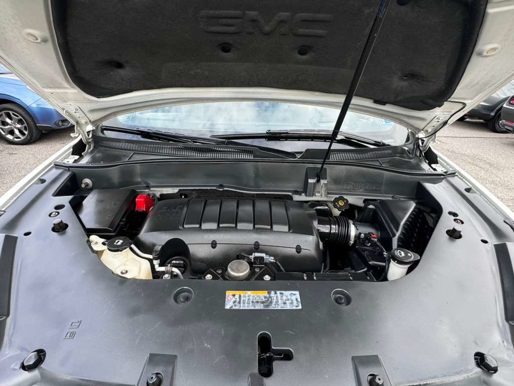 Used 2014 GMC Acadia Denali AWD/4WD image 10