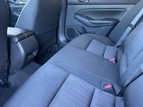 Used 2025 Nissan Altima 2.5 SV FWD image 26