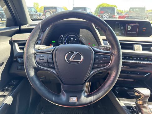 Used 2022 Lexus UX 250h F Sport w/ F Sport Premium Package AWD/4WD image 27