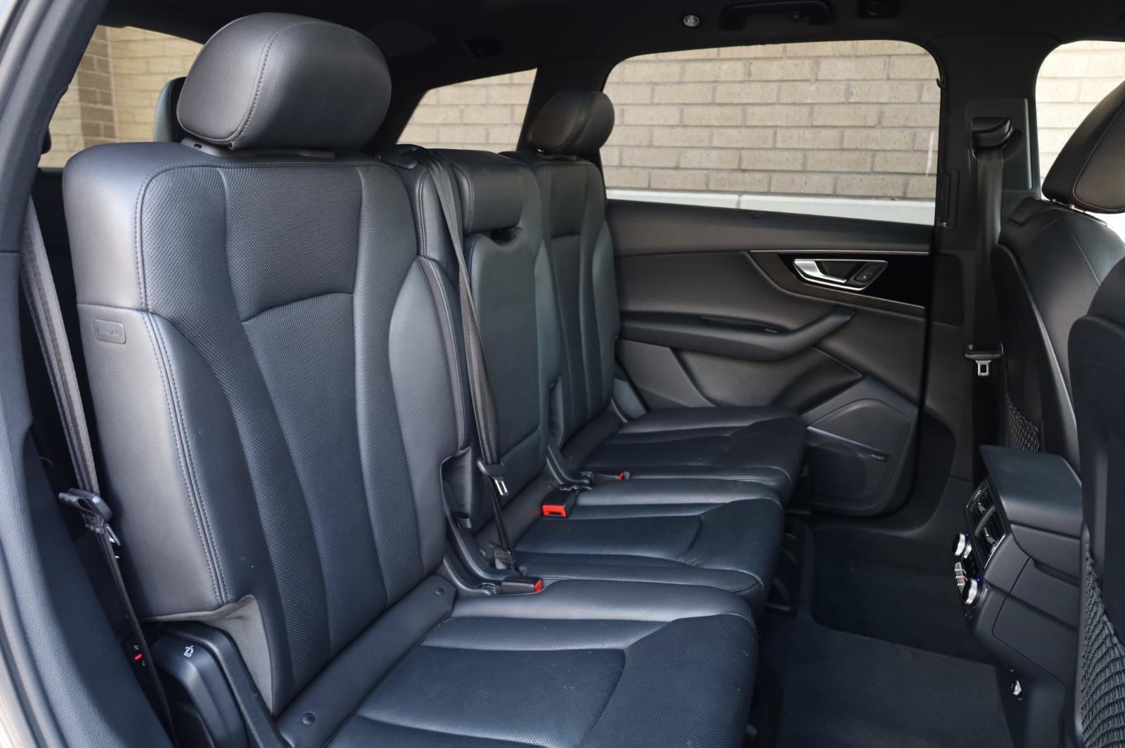 Used 2018 Audi Q7 3.0T Prestige AWD/4WD image 30