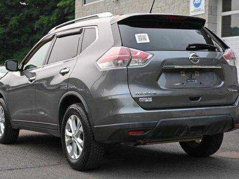 Used 2015 Nissan Rogue SV AWD/4WD image 3