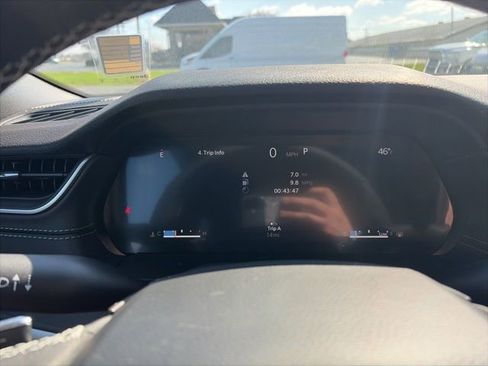 New 2025 Jeep Grand Cherokee Altitude w/ Trailer Tow Package image 14