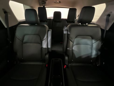 New 2026 Nissan Pathfinder SL image 26