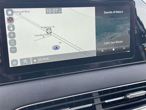 Used 2021 Hyundai Palisade Limited image 3