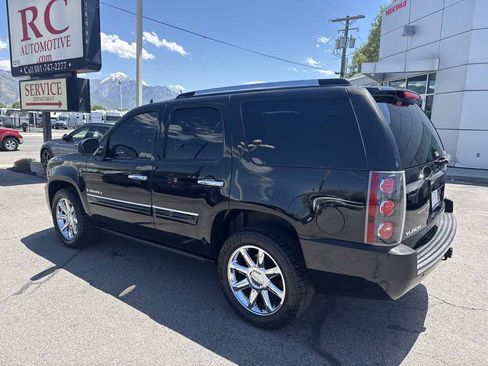 Used 2007 GMC Yukon Denali AWD/4WD image 7