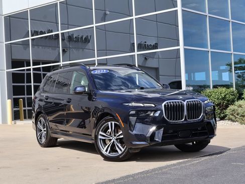 Used 2023 BMW X7 xDrive40i w/ M Sport Package AWD/4WD image 67