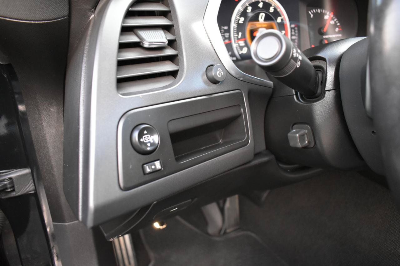 Used 2014 Chevrolet Corvette Stingray Coupe w/ Battery Protection Package RWD image 36
