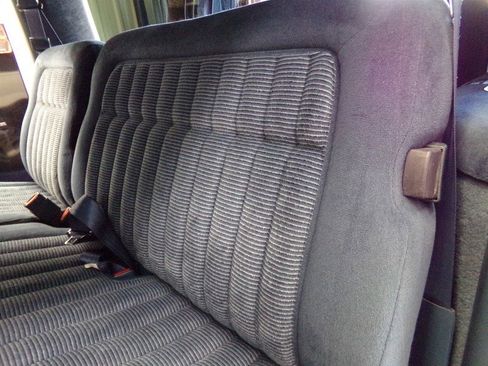 Used 1994 Chevrolet Suburban 4WD image 42