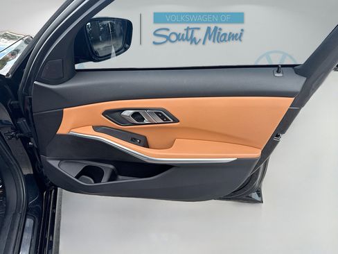 Used 2023 BMW 330i Sedan w/ Premium Package image 35