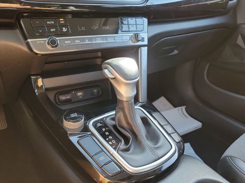 Used 2025 Kia Seltos S FWD image 25