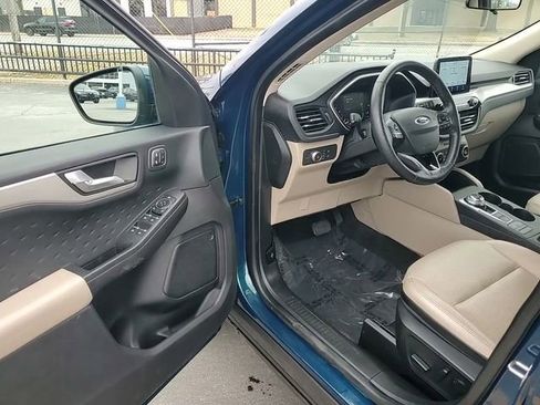 Used 2020 Ford Escape SEL image 13