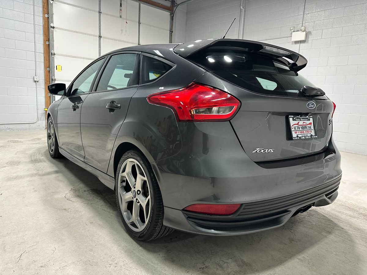 Used 2016 Ford Focus ST FWD image 18