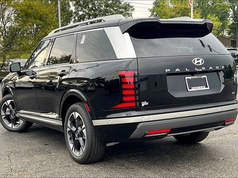New 2026 Hyundai Palisade Limited image 3