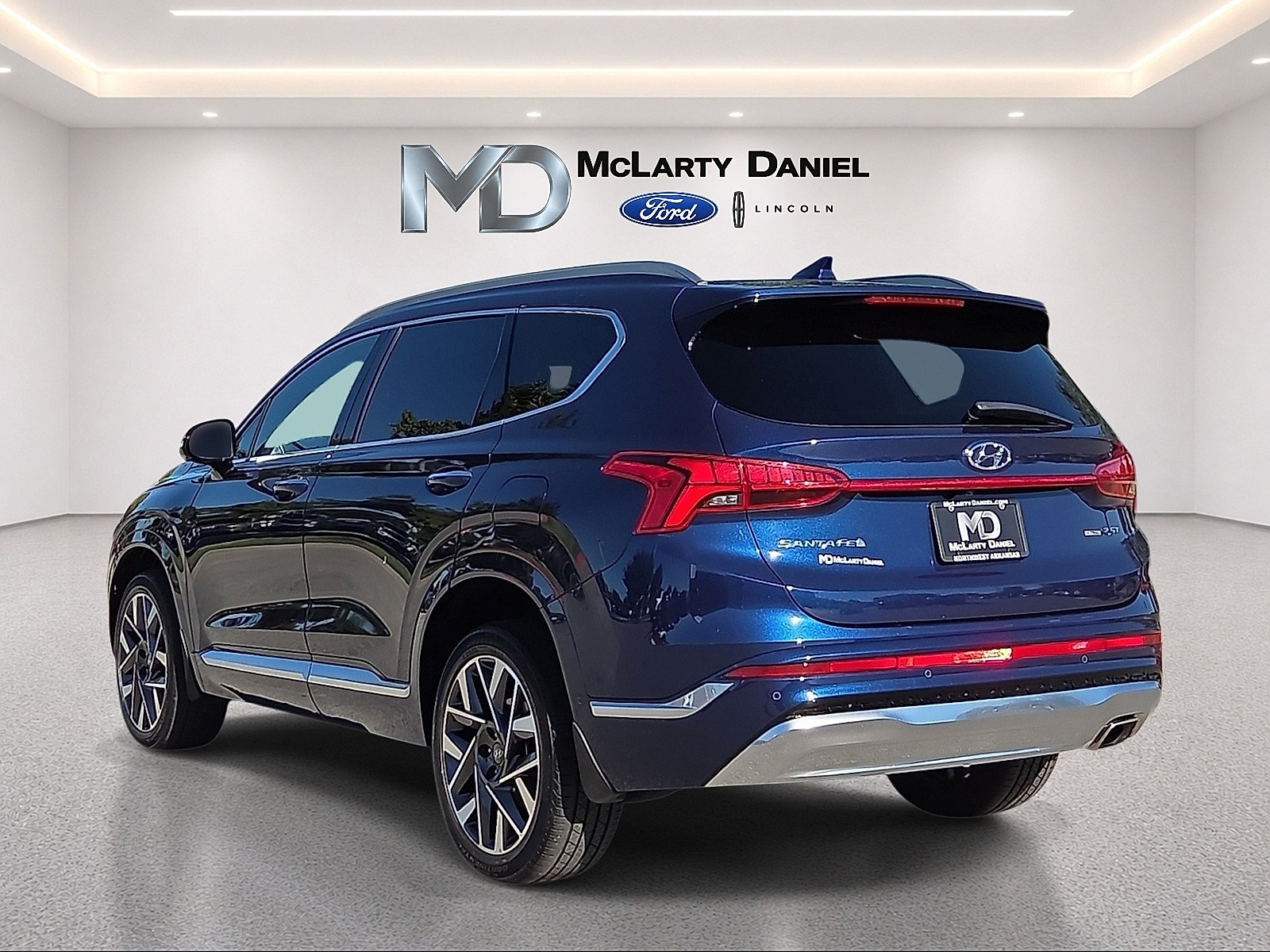 Used 2023 Hyundai Santa Fe Calligraphy w/ Cargo Package AWD/4WD image 4