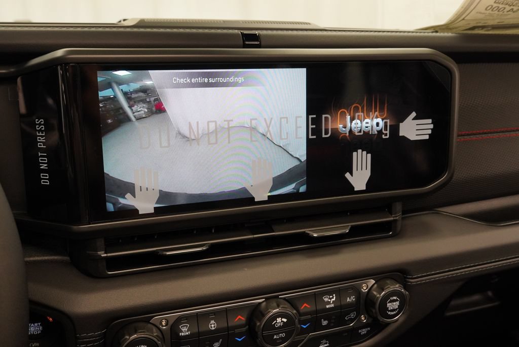 New 2026 Jeep Wrangler Unlimited Rubicon AWD/4WD image 23
