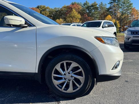 Used 2015 Nissan Rogue SL w/ SL Premium Package image 10