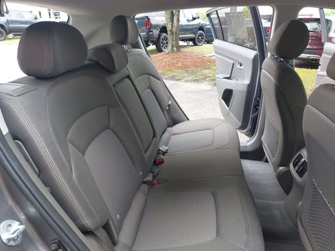 Used 2016 Kia Sportage LX w/ LX Popular Package FWD image 12