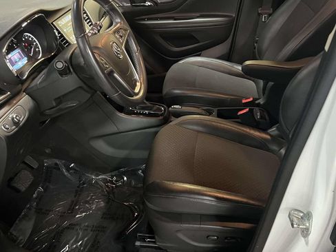Used 2020 Buick Encore Preferred w/ Safety Package FWD image 14