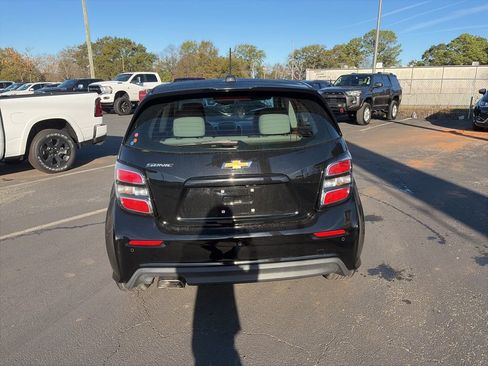 Used 2020 Chevrolet Sonic LT image 6