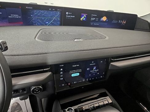 New 2025 Lincoln Navigator Reserve w/ Jet Appearance Package image 16