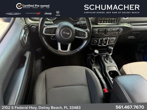 Certified 2022 Jeep Wrangler Unlimited Sahara w/ LED Lighting Group AWD/4WD image 13