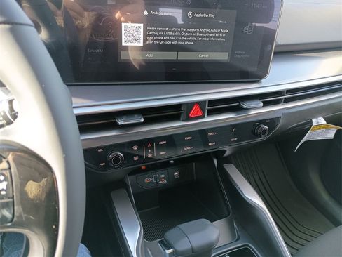 New 2026 Kia Sorento LX image 24