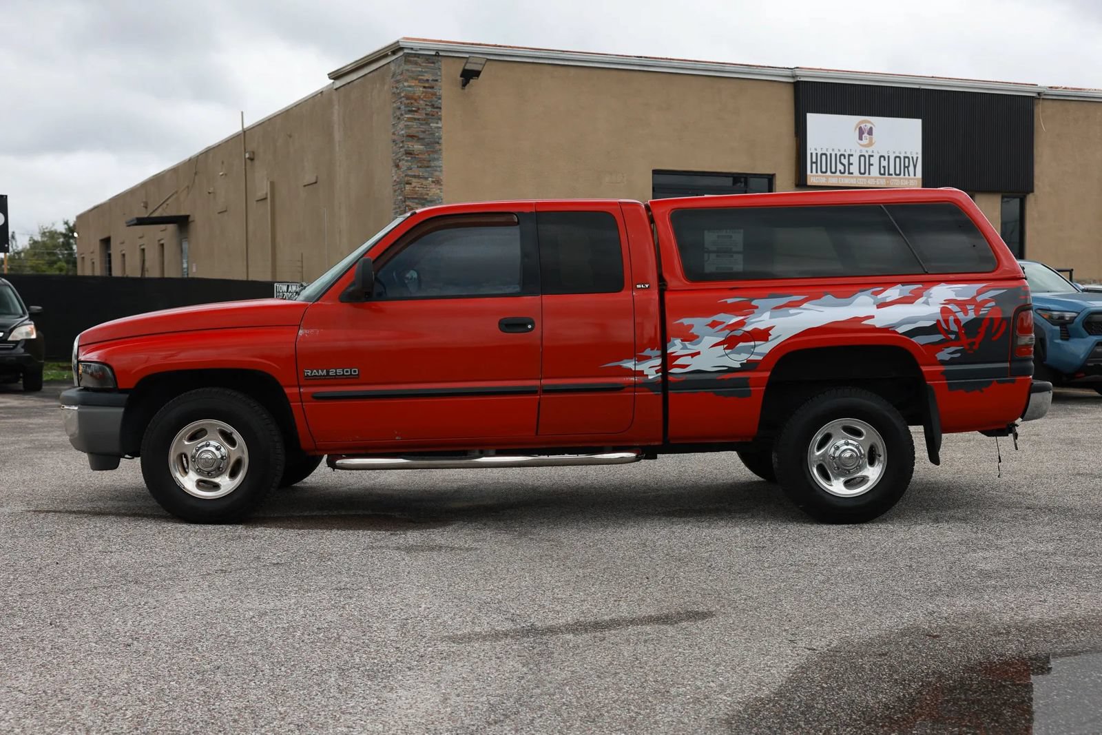 Used 2001 Dodge Ram 2500 Truck 2WD Quad Cab image 2