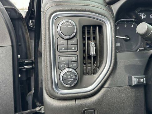 Used 2021 GMC Sierra 2500 AT4 w/ Gooseneck/5TH Wheel Package image 19