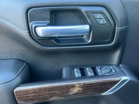 Used 2020 GMC Sierra 1500 SLE w/ SLE Value Package image 14