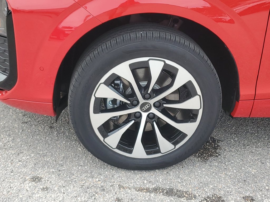 New 2026 Audi Q3 quattro 2.0T AWD/4WD image 13