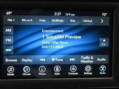 Used 2020 Chrysler Pacifica Touring w/ S Appearance Package FWD image 17