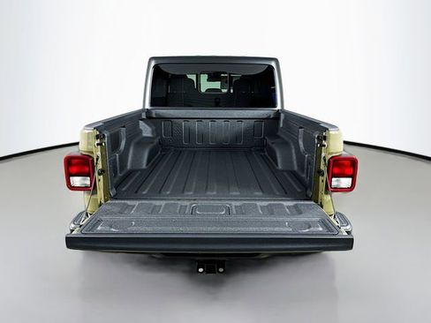 New 2025 Jeep Gladiator Sport image 27