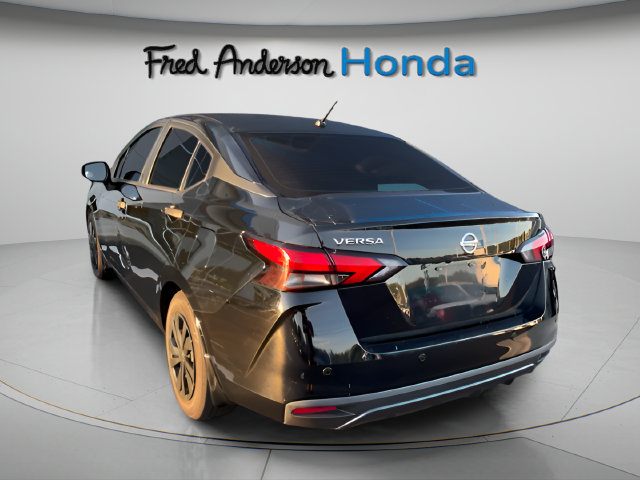 Used 2020 Nissan Versa S FWD image 5