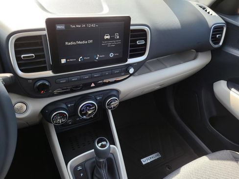 New 2026 Hyundai Venue SEL FWD image 16