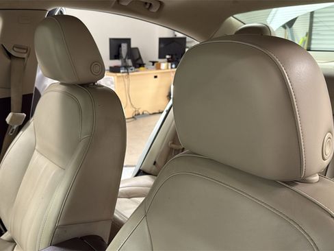 Used 2017 Buick Regal Premium w/ Driver Confidence Package #1 image 13