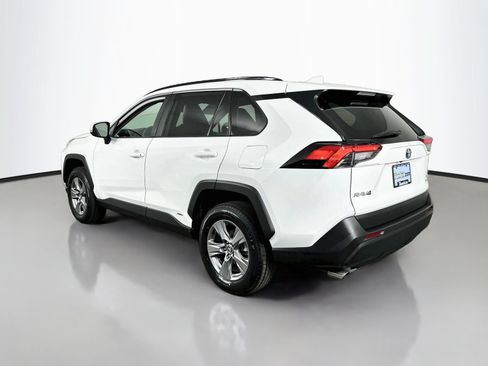 Certified 2022 Toyota RAV4 XLE AWD/4WD image 5