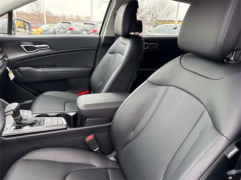 New 2026 Kia Sportage EX w/ EX Panorama Roof Package image 13