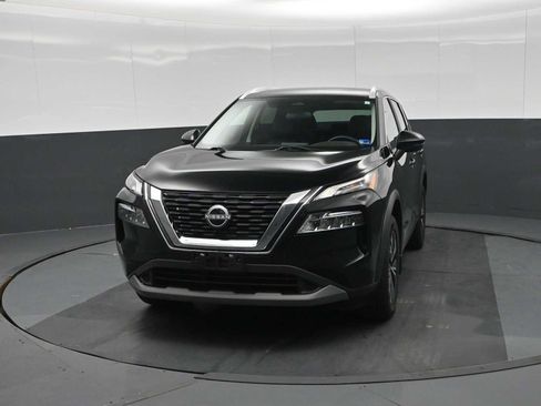 Used 2023 Nissan Rogue SV w/ SV Premium Package AWD/4WD image 5