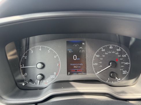 Used 2024 Toyota Corolla LE FWD image 15